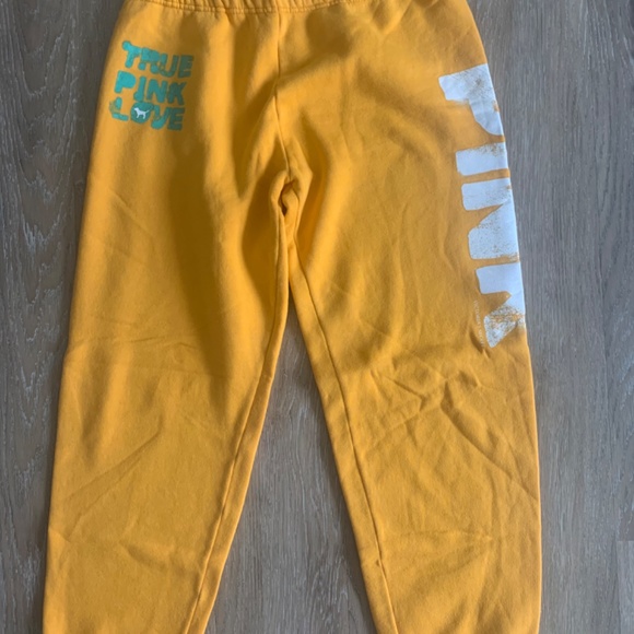 PINK Victoria's Secret Sweatpants - Picture 2 of 3